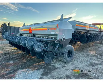 Used CRUSTBUSTER _UNKNOWN_ No-Till Drills Iowa US | Keast Enterprises #1360181
