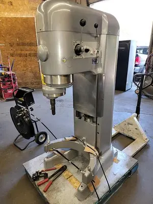 HOBART V-1401 Dough Mixers | Harvest Equipment and Fabrication Inc (12)