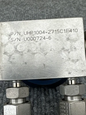 Used Parker UHP1004-2715C1F410 Pump & Valve Parts California US | Davliegogo LLC #1705413