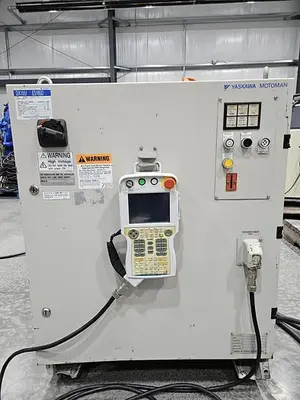 USED YASKAWA MOTOMAN ES165D