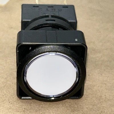 NEW IDEC ["LW-C2", "LW6B-M1C2LW"]