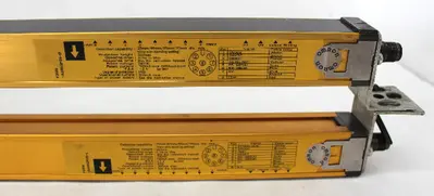 USED OMRON F3SN-A0502P25