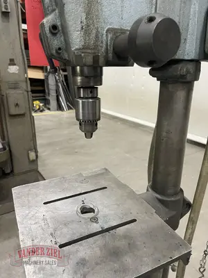 Used DAYTON 3Z570 DRILL PRESS Drills Michigan US | Vander Ziel Machinery Sales #482540