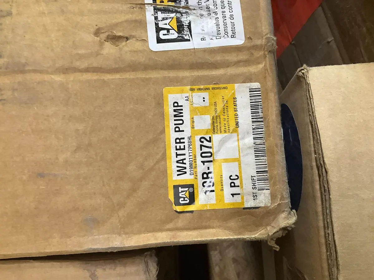 CAT WATER PUMP PN: 10R-1072