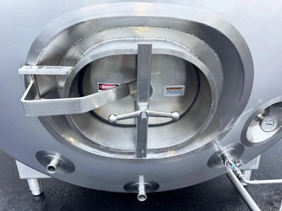 Quality Tank 3000 Gallon Stainless Steel Jacketed Tank