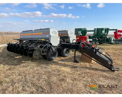Used CRUSTBUSTER _UNKNOWN_ No-Till Drills Iowa US | Keast Enterprises #1360247