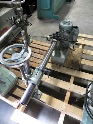 Univer Powerfeed 3 Roll Model 250-S with Mounting Shoe