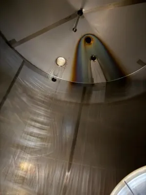 2021 INDUSTRIES D'ACIER INOXYDABLE ITEE 4,000 GALLON Pionowy zbiornik magazynowy | Perry Equipment (5)