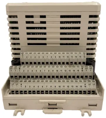 USED ABB 3BSE013234R1 / AI820