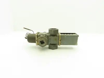 Johnson Controls V48AE-2 Water Thermal Expansion Valve 1-1/4" NPT 150PSI 165#