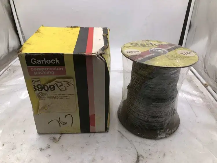 Used GARLOCK SYNTHEPAK 8913 Pump & Valve Parts Pennsylvania US | Moses B Glick #990149