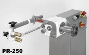 Mainca Model FC 30 Hydraulic Piston Stuffer