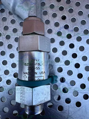 USED GEMU 540/15/D59405-1 PNEUMATIC VALVE ACTUATOR W/ PARKER 8Z(A)-F8L-250-SS VALVE