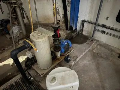 Used _UNKNOWN_ _UNKNOWN_ Ion Exchange Equipment FR | Apex Auctions #1552325