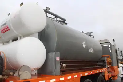 Used 2014 PETERBILT 367 Tanker trucks Texas US | Roll Off Truck World #1491937