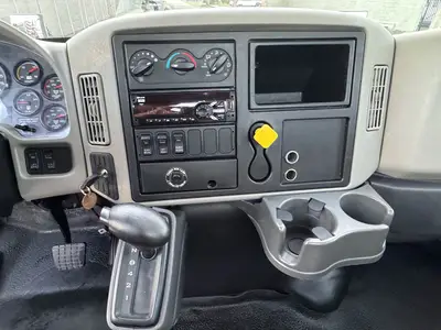 Used 2018 INTERNATIONAL DURASTAR 4300 Cab Chassis trucks Florida US | Truck and Van Outlet #1509142