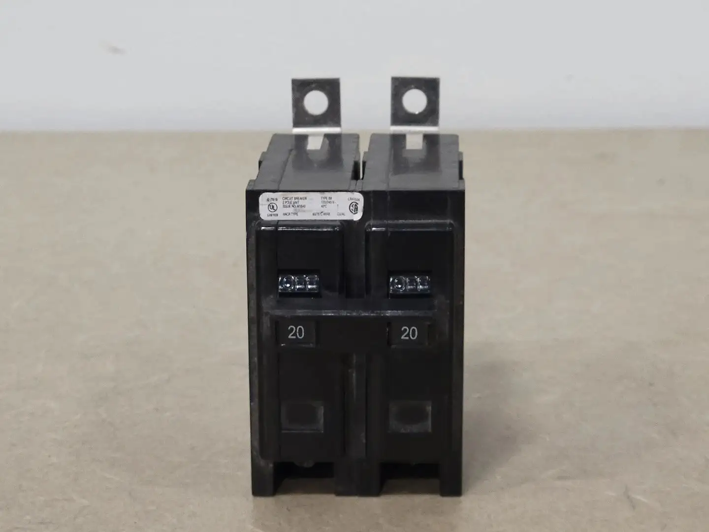 USED CUTLER-HAMMER BA220