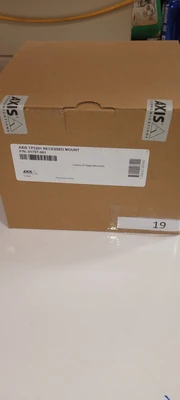 NEW Axis TP3201
