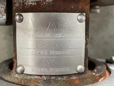 USED APV 4V2