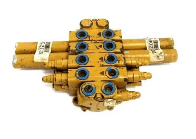 NEW HUSCO L90C782 SPOOL VALVE 5000-D141D 8902128-99