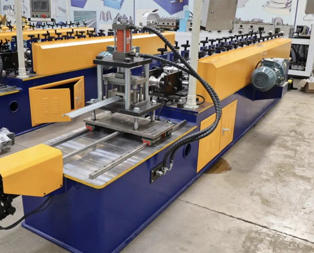 Roller Shutter Door Roll Forming Machine in Libya