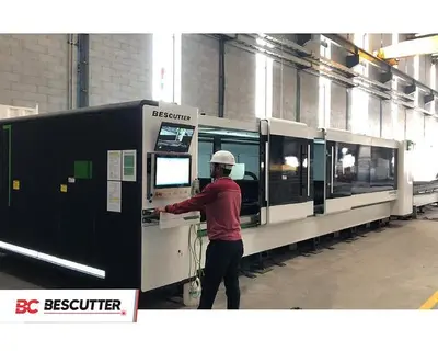 Bescutter MACH SPEED 5'x10' | 6000W -20000W | Fiber Laser Cutter Fully Enclosed with Hydraulic Shuttle Table