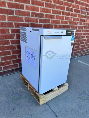 New | in-Stock THERMO FISHER TSU405SA UNDERCOUNTER REFRIGERATOR 4.5 CU.FT. 2 TO 5C MFG 2025 Undercounter Refrigerators California US | Equipment Lab #1302033