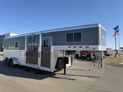 New | in-Stock 2025 4 STAR HORSE TRAILER Livestock Trailers Minnesota US | Carco Truck & Equipment #1513893