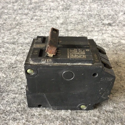 Used GE THQL2130 Circuit Breakers California US | Davliegogo LLC #1729081