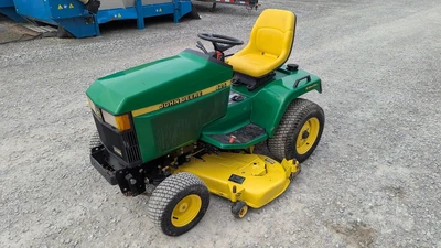 USED JOHN DEERE 425