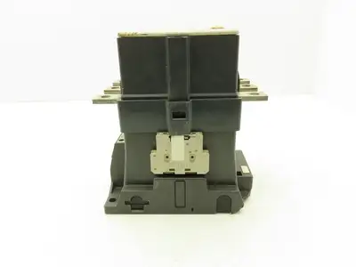 Siemens 3TF56 Motor Starter Contactor  400A-600VAC Max Size 5 120V Coil