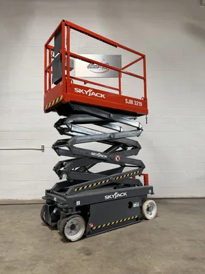 USED 2022 Skyjack SJ3219
