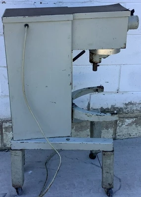 152-0538 Univex M-20 20Qt Mixer