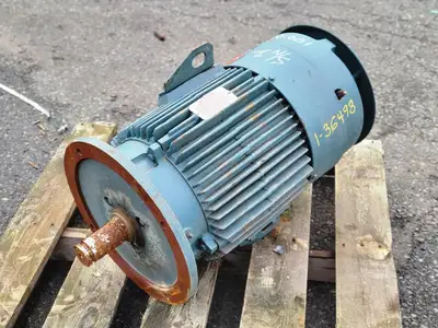 30 hp, 460 volts, 1765 rpm, 285LPH Severe Duty Motor