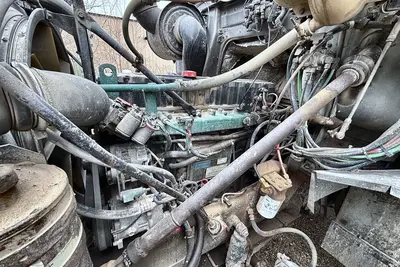 Used 1996 VOLVO QUAD-AXLE Dump trucks Wisconsin US | Proxy Equipment #1378144