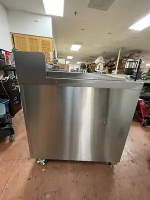 Used Duke Used Duke HCSS-LH Stainless Steel Dry Channel Soup Warmer Heated Holding Station Buffet - 220V Steam Tables (Food) Illinois US | Falcon Restaurant Supply #1375909