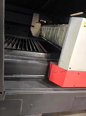 USED AMADA LCG-3015AJ