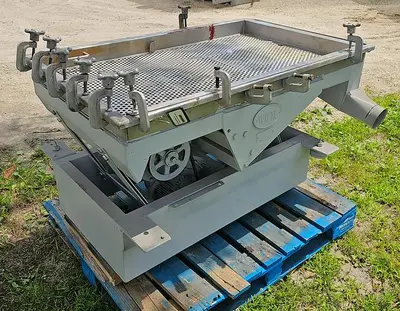 USED 1988 WITTE 228-S