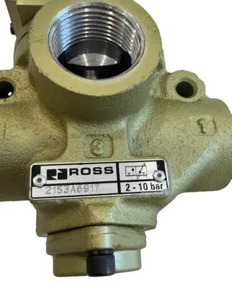 NEW ROSS 2153A6917 PNEUMATIC SOLENOID VALVE 2-10 BAR 5861B76H01