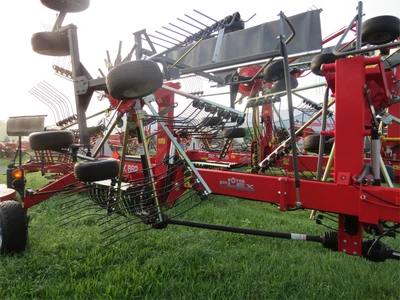 New | in-Stock 2026 MASSEY FERGUSON RK662SD-TRC Hay Rakes Pennsylvania US | Zimmerman Farm Service #1409874