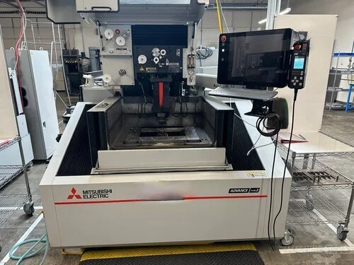 Used 2022 MITSUBISHI EDM MV1200S Wire EDM Florida US | Southern Fabricating Machinery Sales, Inc. #81054