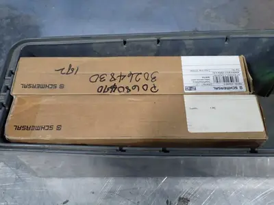 Used SCHMERSAL AZM201ZST2T1P2PWADU Relays & Switches Ohio US | HGR 24 #797228