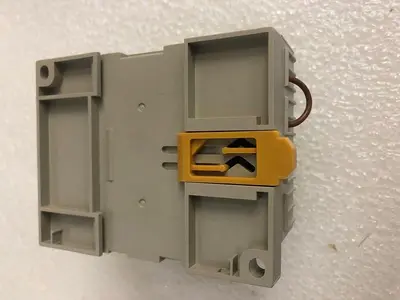 OMRON DC12-24V 10C3DR-D-V2 CONTROLLER