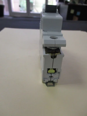 USED Hager MU 010c (451764 8)
