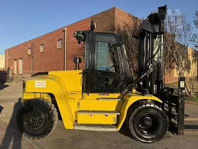 USED 2017 HYSTER H330HD