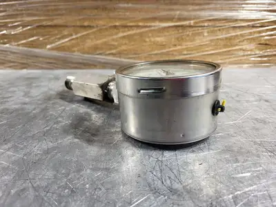 Pressure Gauge w/ Valve