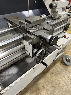 1997 CLAUSING COLCHESTER 15 lathe | Myers Technology Co., LLC (7)