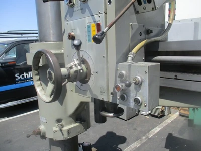 4' -12" Clausing, radial drill