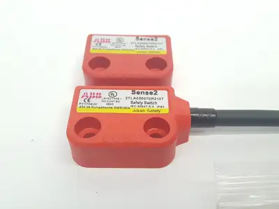 New | in-Stock ABB Magnetic Non-Contact Safety Switch With QC Cable 2NC / 1NO Relays & Switches Michigan US | Maverick Industrial Sales #1395159