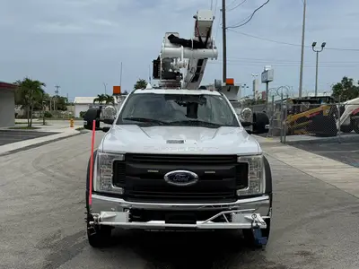 Used 2017 ALTEC AT41M Bucket (boom) trucks Florida US | Truck and Van Outlet #1509184